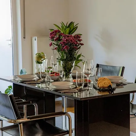 Bonnystay River Side 100 Qm Fuer 4 Personen Apartmán Pasov